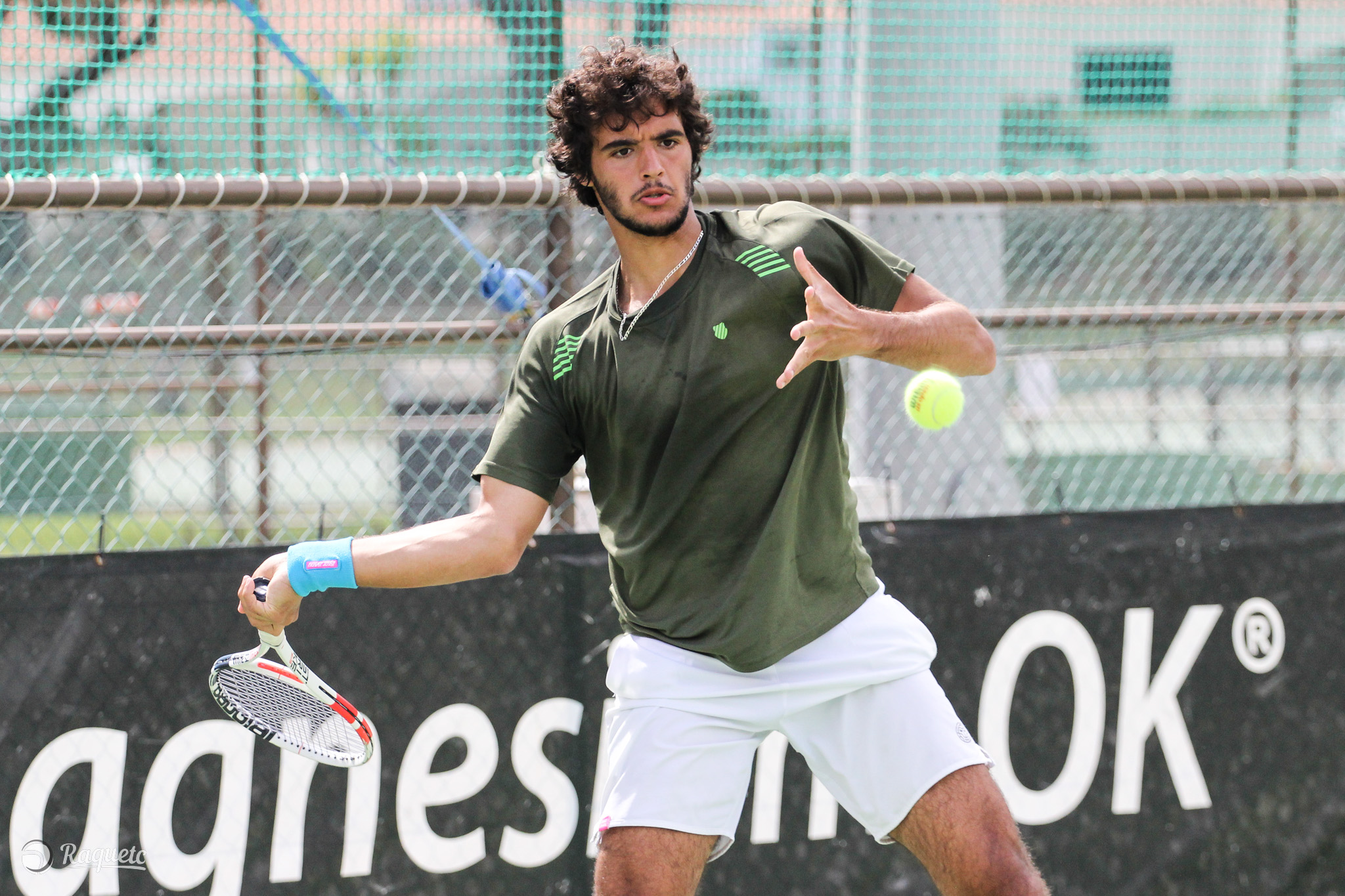 Ténis: Francisco Cabral no top 50 de pares, João Sousa em queda