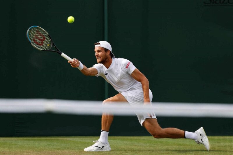 Boas notícias! Sport TV abre canal extra para acompanhar jogos de João  Sousa e Nuno Borges em Wimbledon